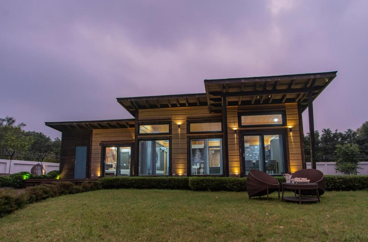 Saffronstays Paradise Pines, Dehradun - Cliff Villa With Valley & Forest Views Exterior photo